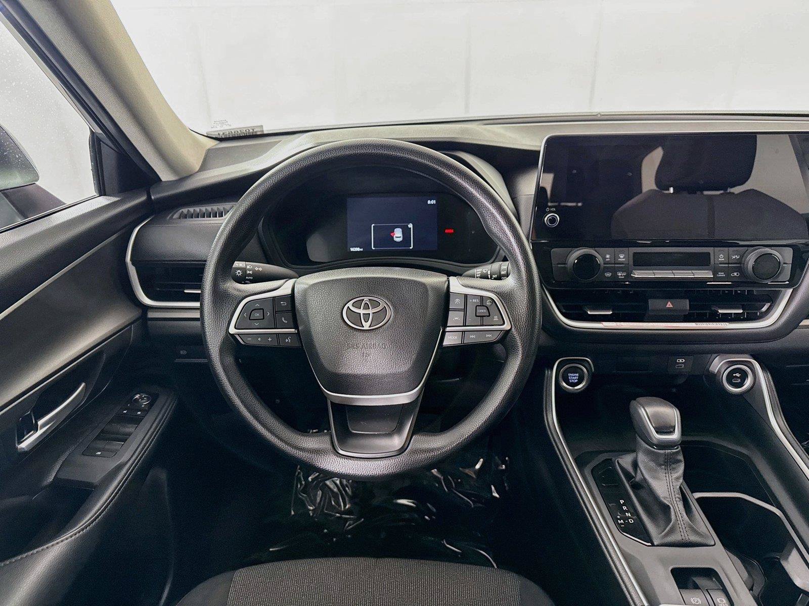 Certified 2025 Toyota Grand Highlander FWD image 30