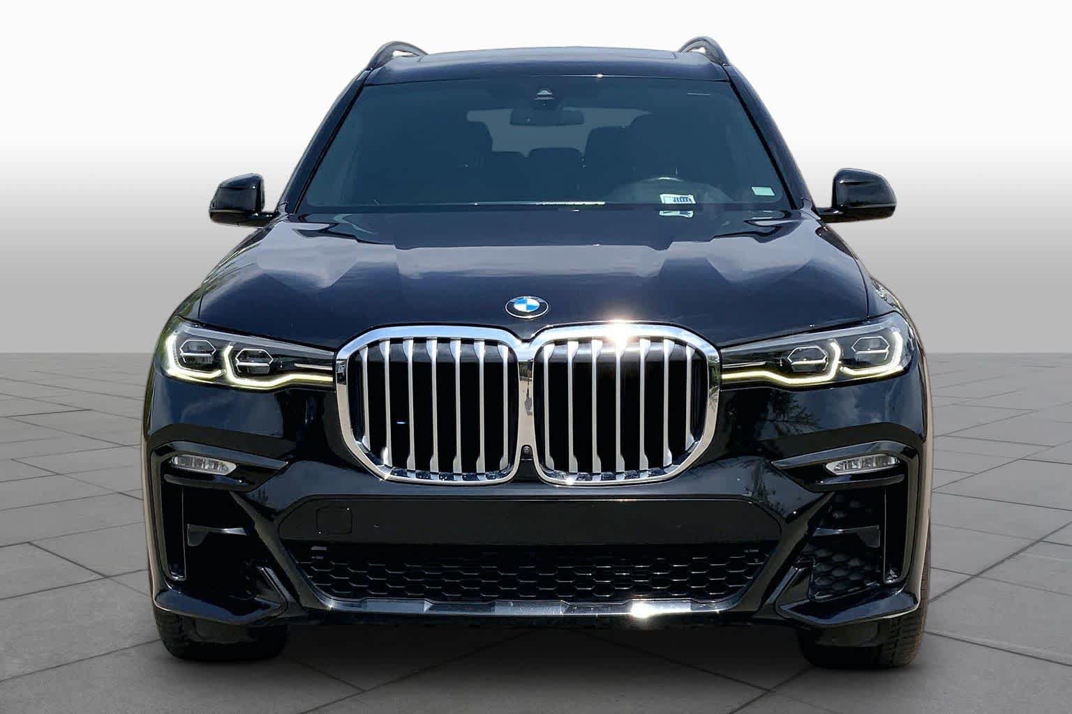 Used 2020 BMW X7 xDrive40i w/ M Sport Package AWD/4WD image 3