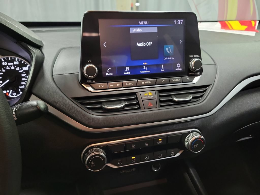 Used 2019 Nissan Altima 2.5 S FWD image 14