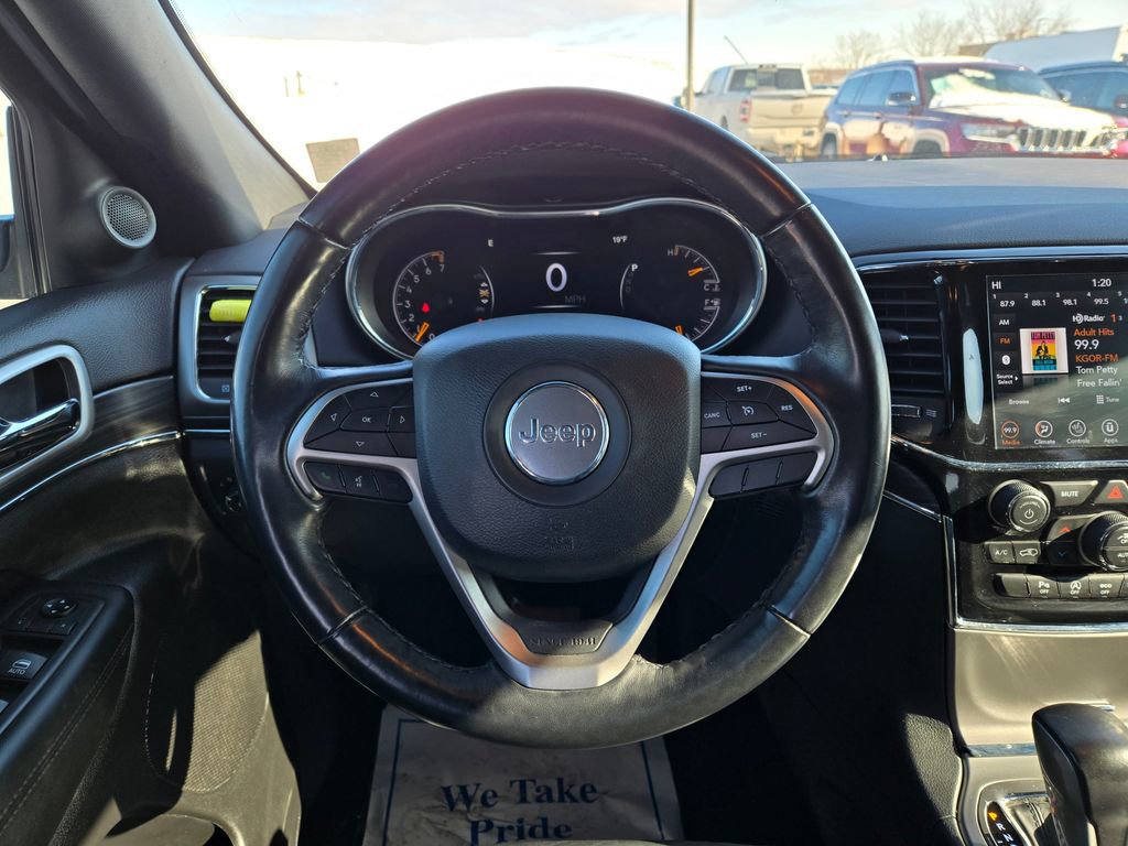 Used 2020 Jeep Grand Cherokee Limited w/ Trailer Tow Group IV image 17