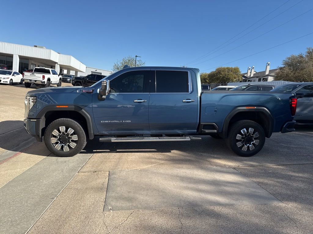 Used 2024 GMC Sierra 2500 Denali w/ Denali Reserve Package image 2