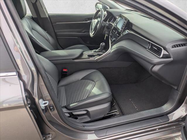 Used 2024 Toyota Camry SE image 18