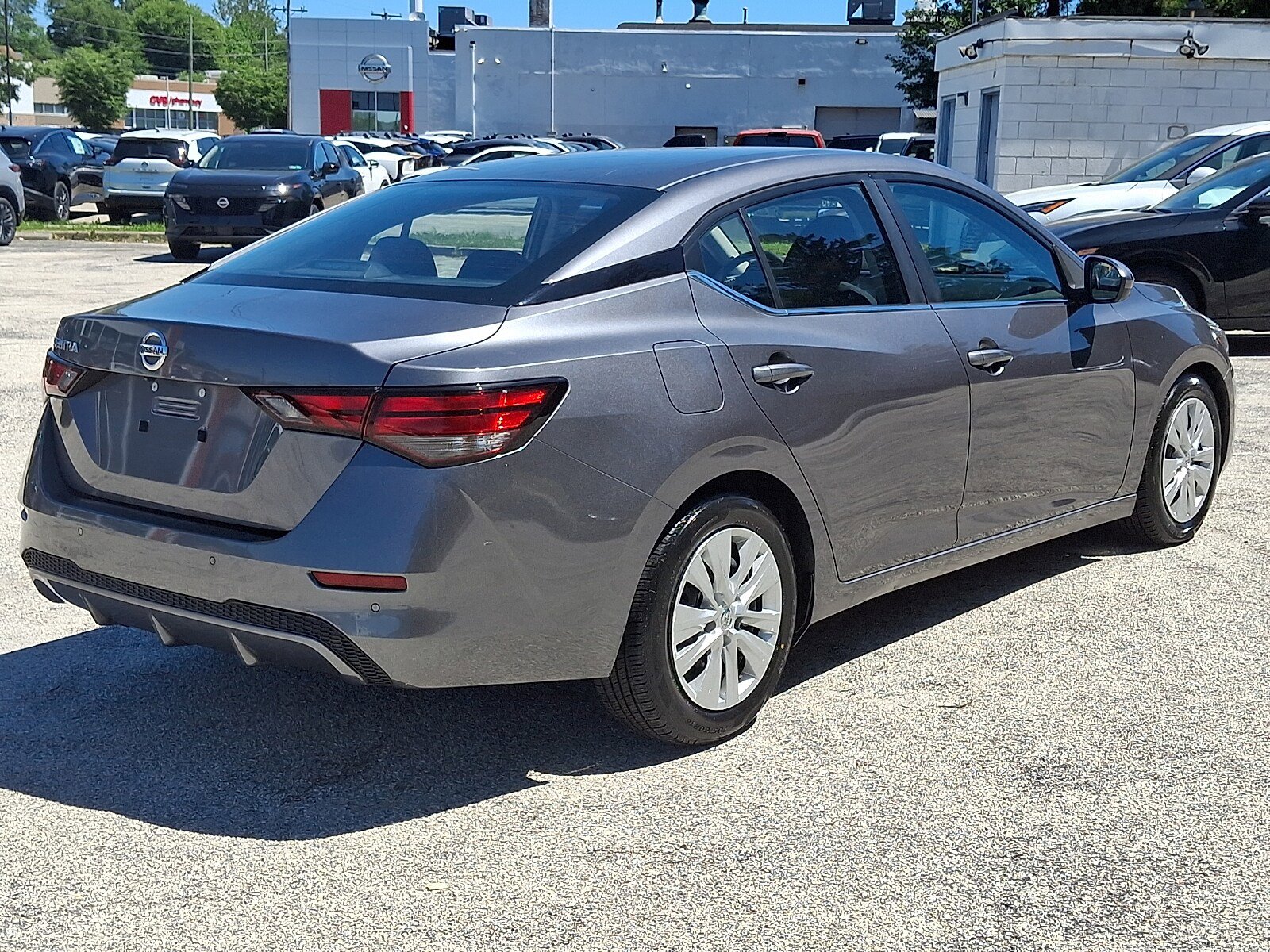 Used 2020 Nissan Sentra S w/ Trunk Package FWD image 6