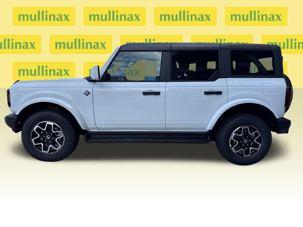 New 2026 Ford Bronco Outer Banks AWD/4WD image 2