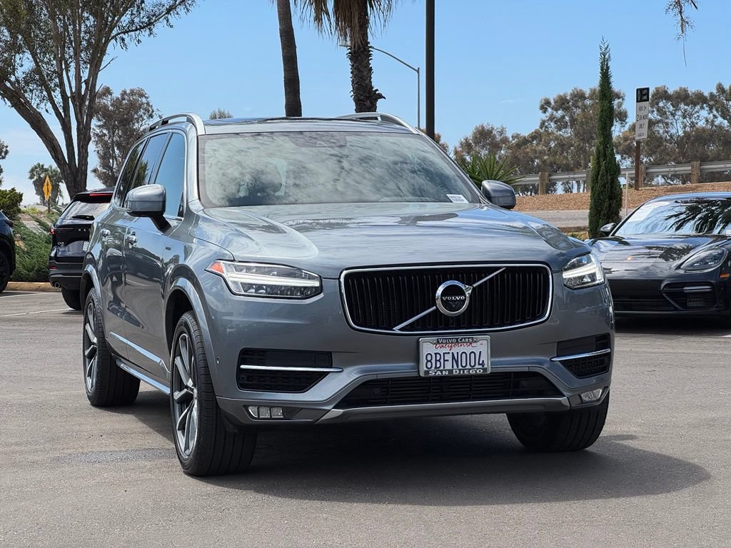 Used 2018 Volvo XC90 T6 Momentum w/ Convenience Package AWD/4WD image 3