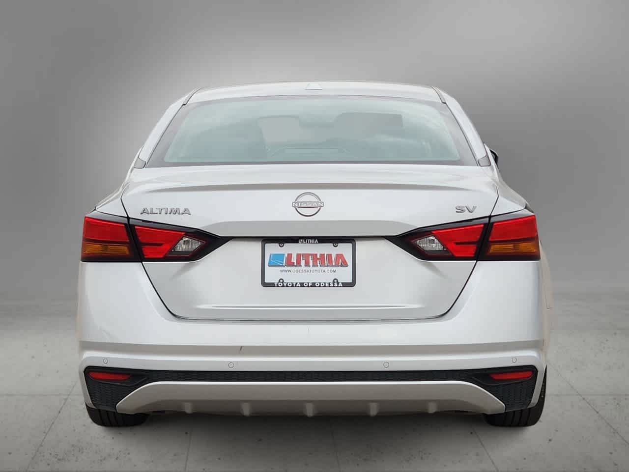 Used 2024 Nissan Altima 2.5 SV FWD image 7