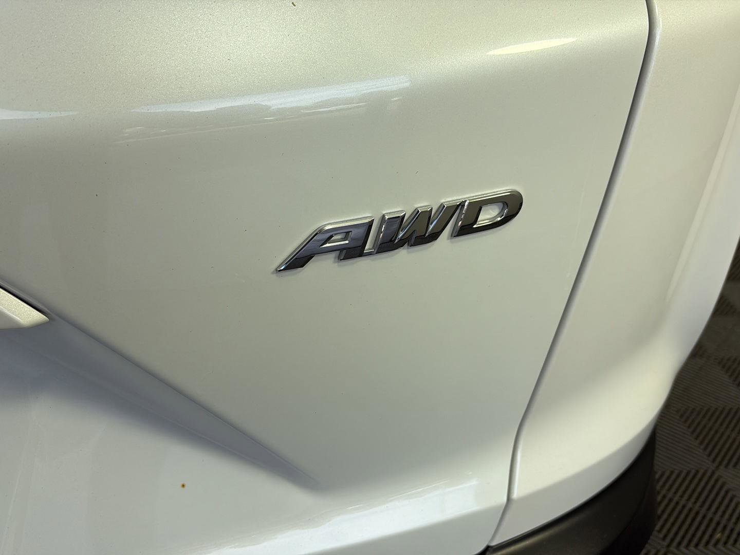 Used 2022 Honda CR-V EX image 9
