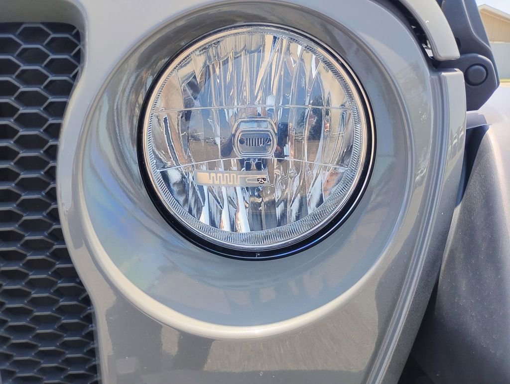 Used 2020 Jeep Wrangler Sport AWD/4WD image 29