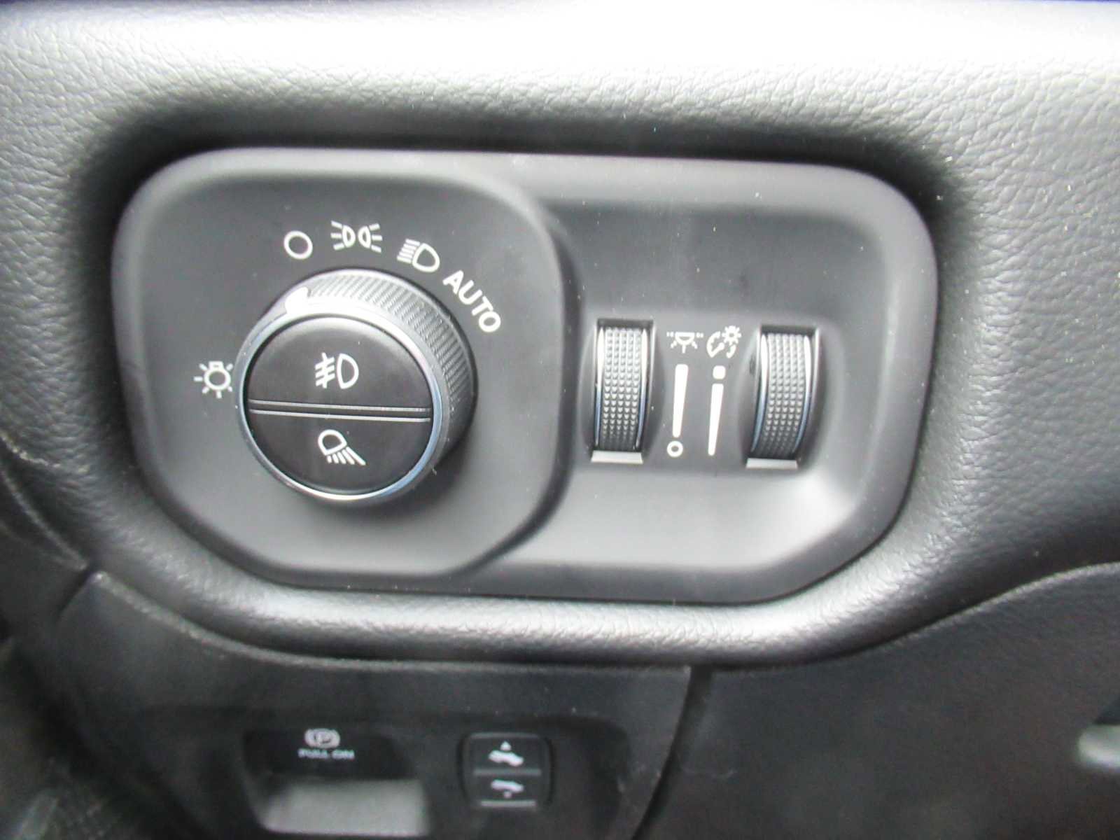 New 2026 RAM 1500 Laramie w/ Night Edition image 29