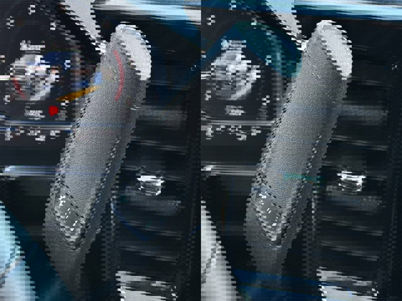 Used 2025 GMC Sierra 2500 SLT w/ Texas SLT Premium Package image 18