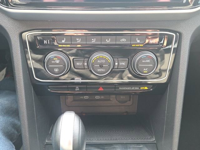 Used 2022 Volkswagen Atlas SE image 37