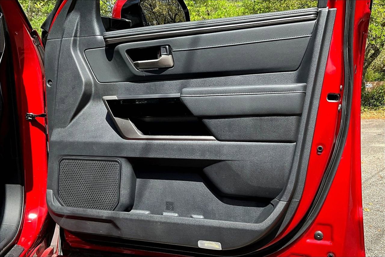 Used 2023 Toyota Tundra Limited image 27