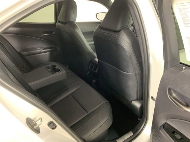 Used 2024 Lexus UX 250h AWD image 34