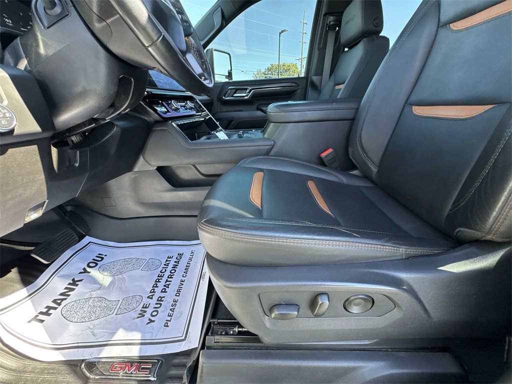Used 2024 GMC Sierra 2500 AT4 w/ AT4 Premium Plus Package image 12