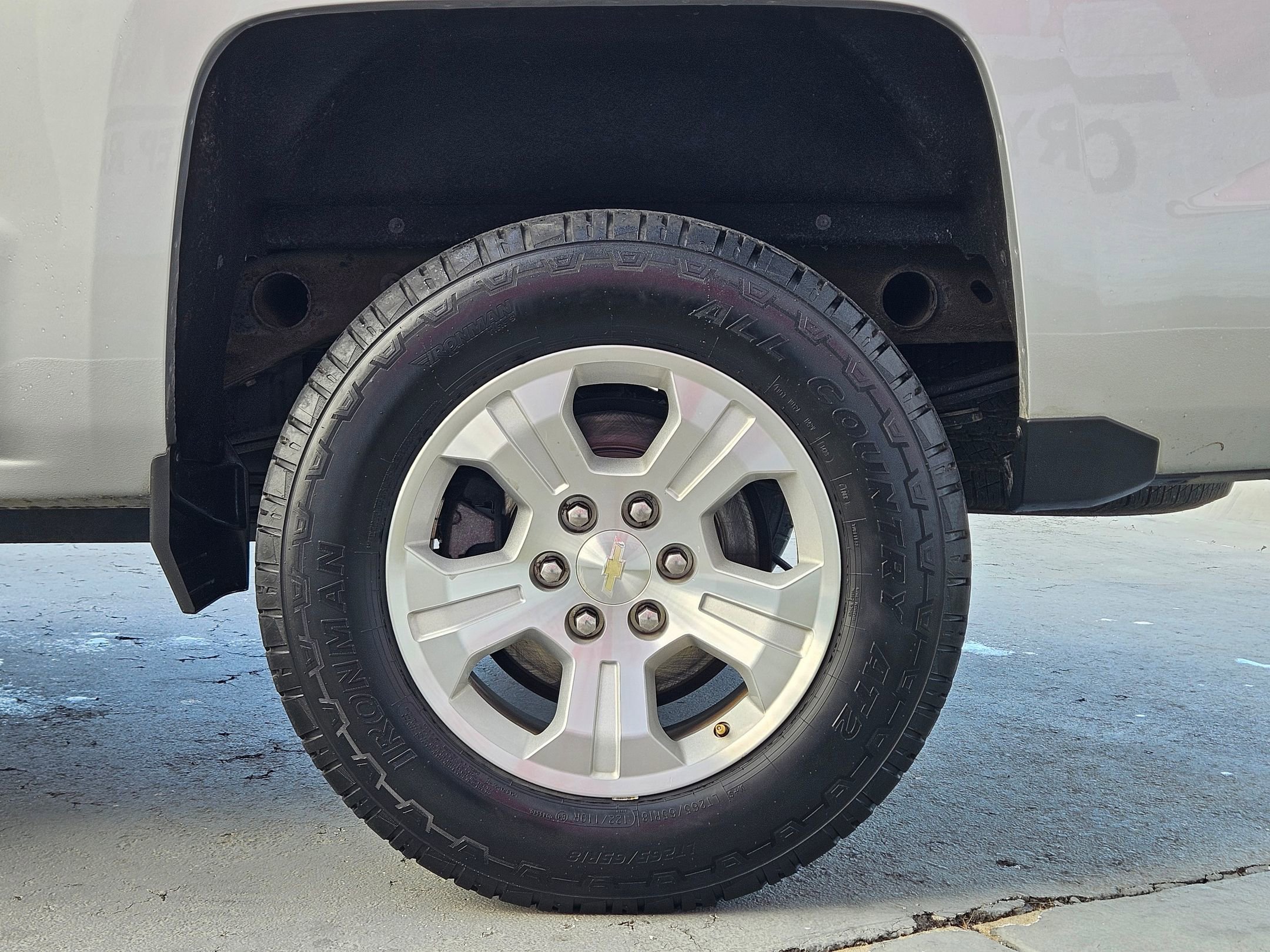 Used 2018 Chevrolet Silverado 1500 LT w/ All Star Edition image 27