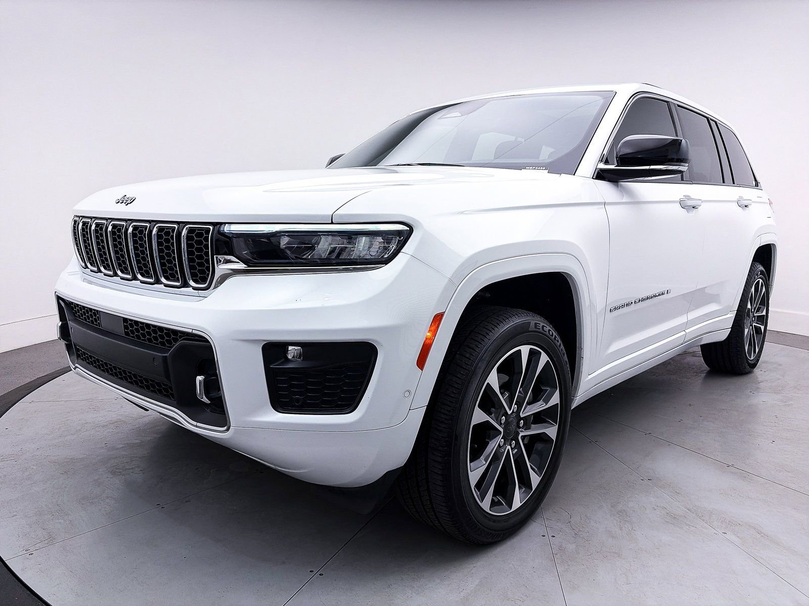 Used 2023 Jeep Grand Cherokee Overland image 13