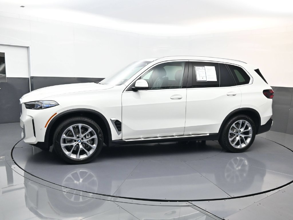 Used 2026 BMW X5 xDrive40i AWD/4WD image 6