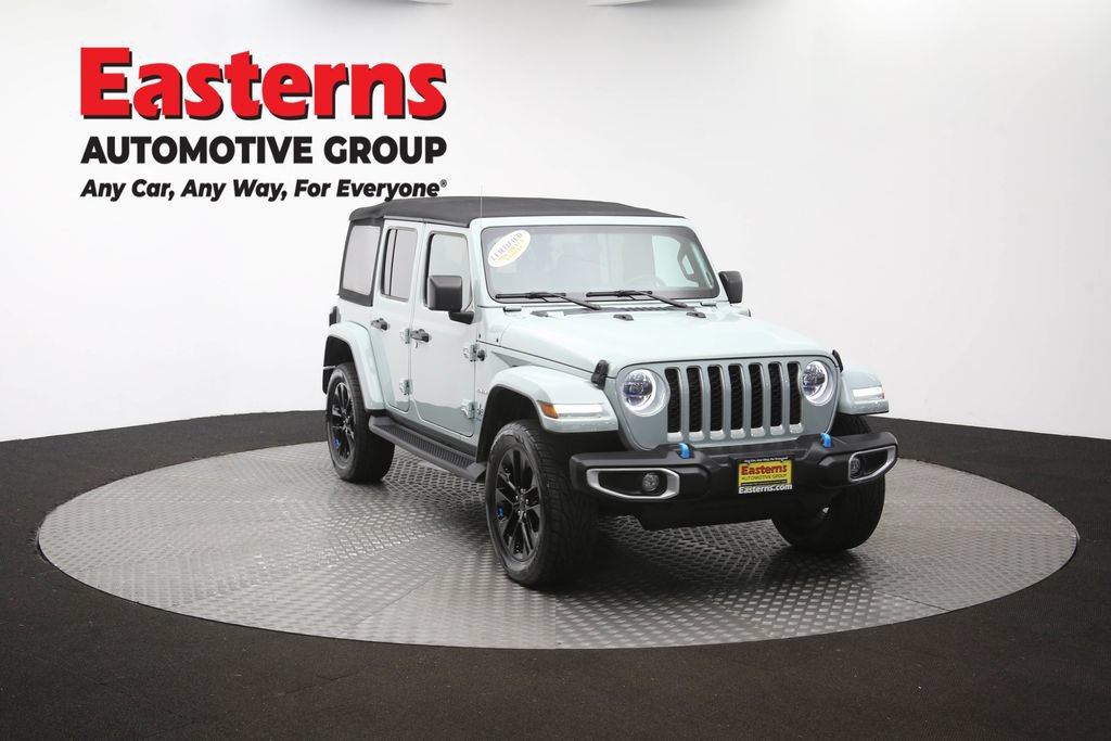 Used 2023 Jeep Wrangler Unlimited Sahara w/ Cold Weather Group AWD/4WD image 50