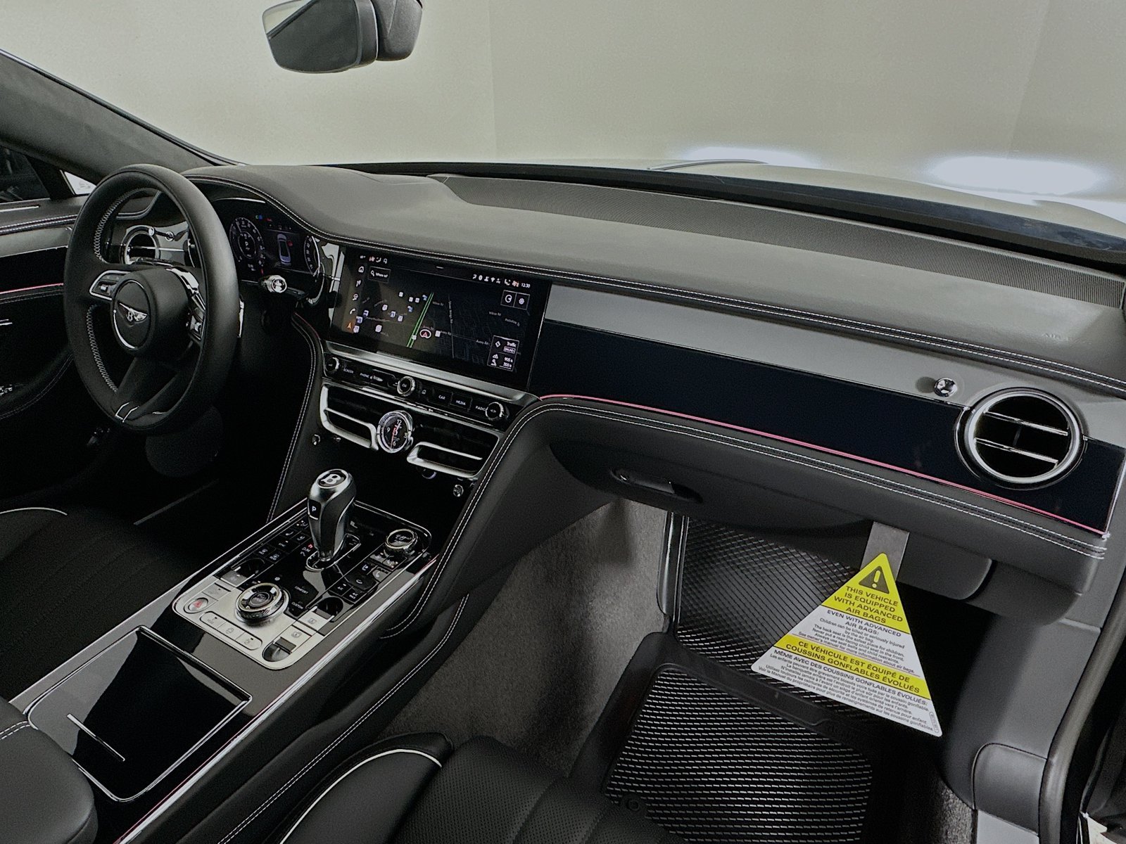 New 2026 Bentley Flying Spur V8 AWD/4WD image 2