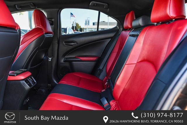 Used 2019 Lexus UX 200 F Sport w/ F Sport Premium Package FWD image 18