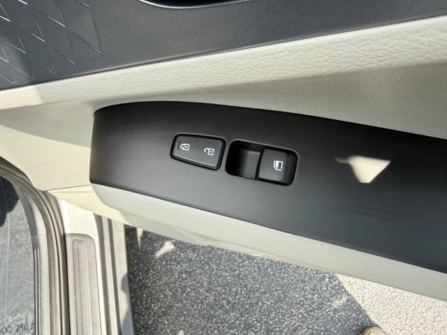 Certified 2025 Kia Soul EX FWD image 40