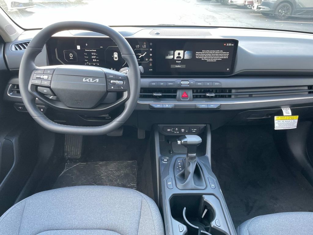 New 2025 Kia K4 EX image 6
