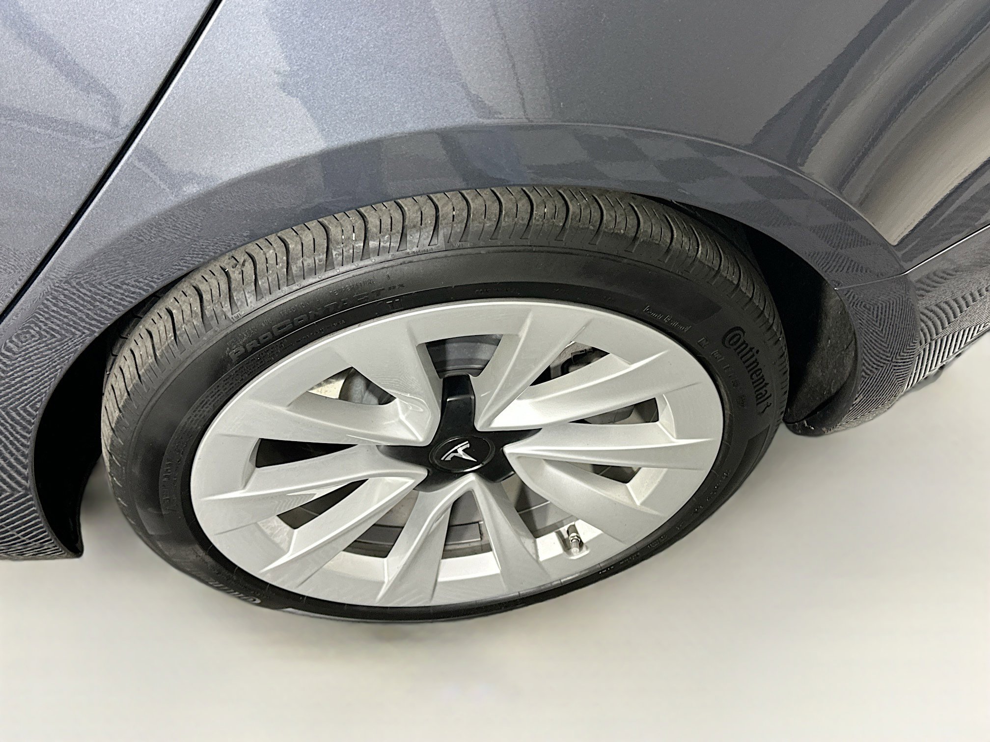 Used 2023 Tesla Model 3 Standard Range image 11