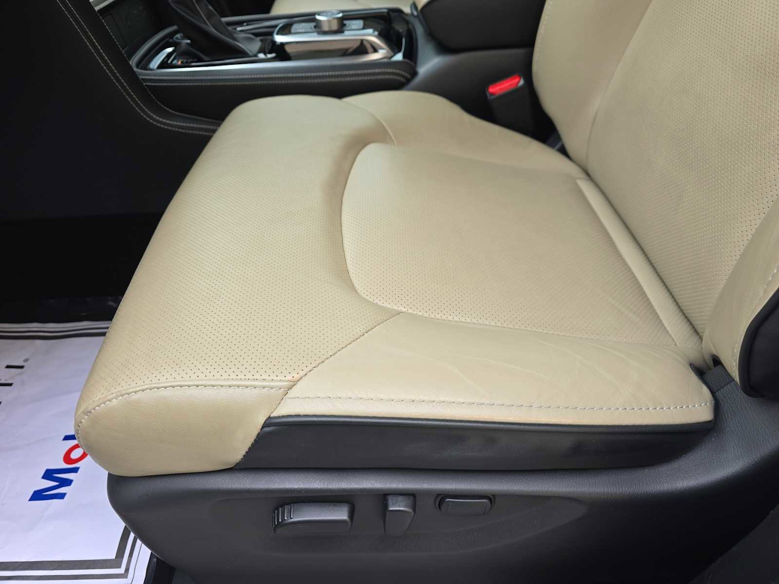 Certified 2024 INFINITI QX80 Premium Select w/ Cargo Package image 18