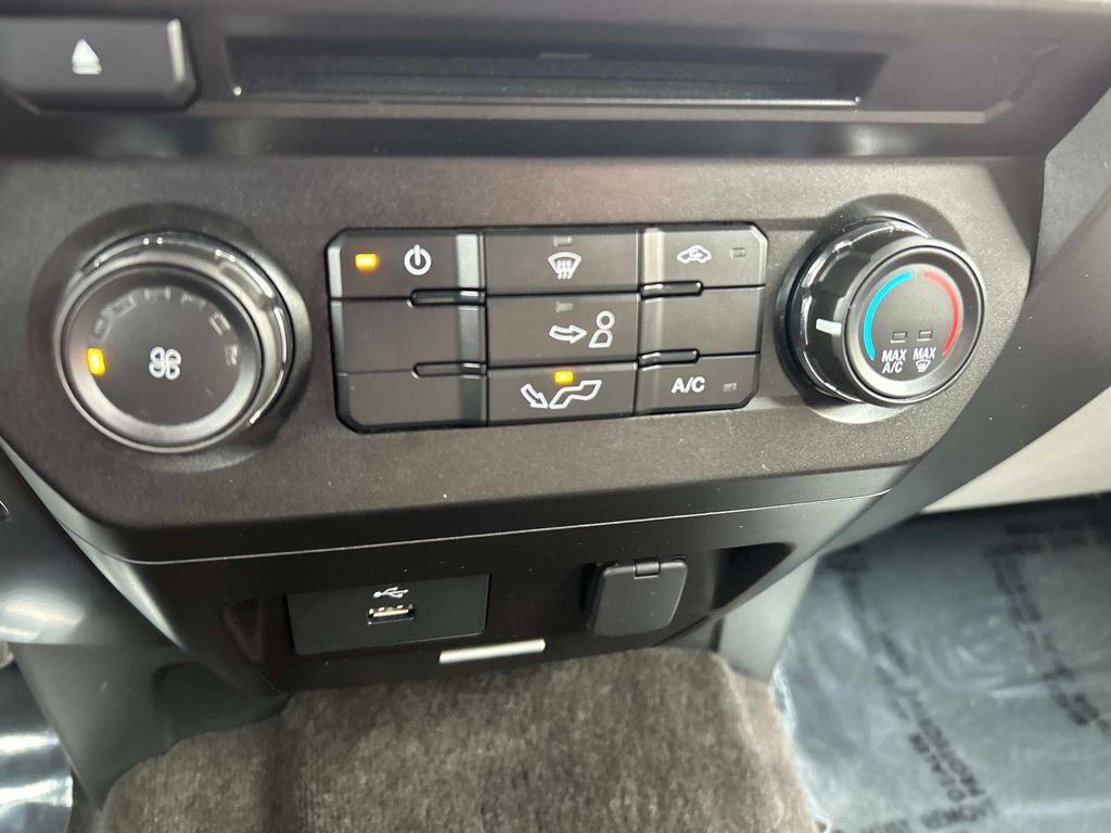 Used 2018 Ford F150 XLT w/ Trailer Tow Package image 30