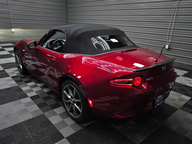 Used 2022 MAZDA MX-5 Miata Grand Touring w/ Weather Package RWD image 12