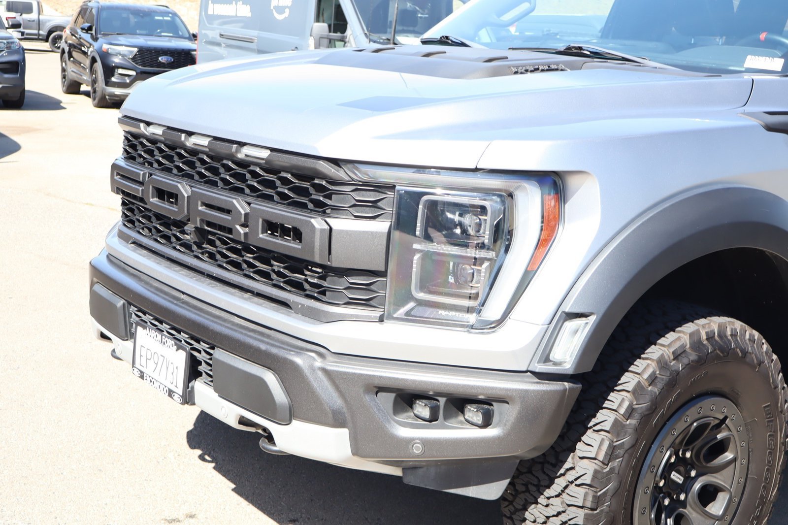 Used 2023 Ford F150 Raptor w/ Raptor Carbon Fiber Package AWD/4WD image 8