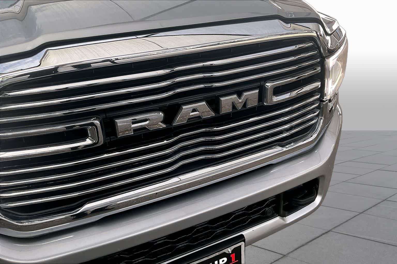Used 2024 RAM 2500 Laramie AWD/4WD image 30