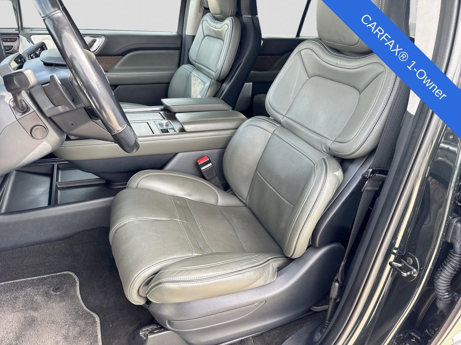 Used 2022 Lincoln Navigator Black Label AWD/4WD image 19