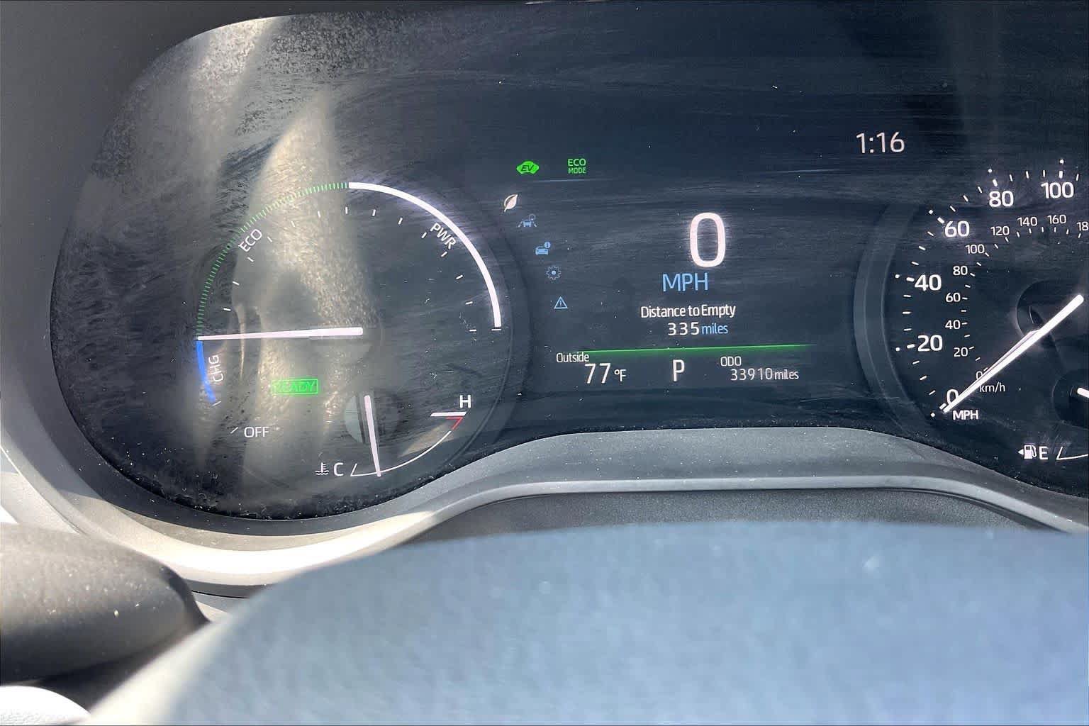 Used 2025 Toyota Sienna LE FWD image 25
