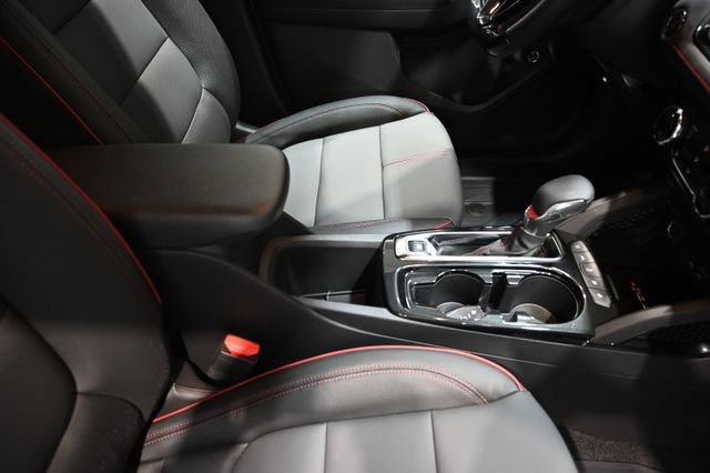 New 2026 Chevrolet TrailBlazer RS w/ Convenience Package FWD image 19