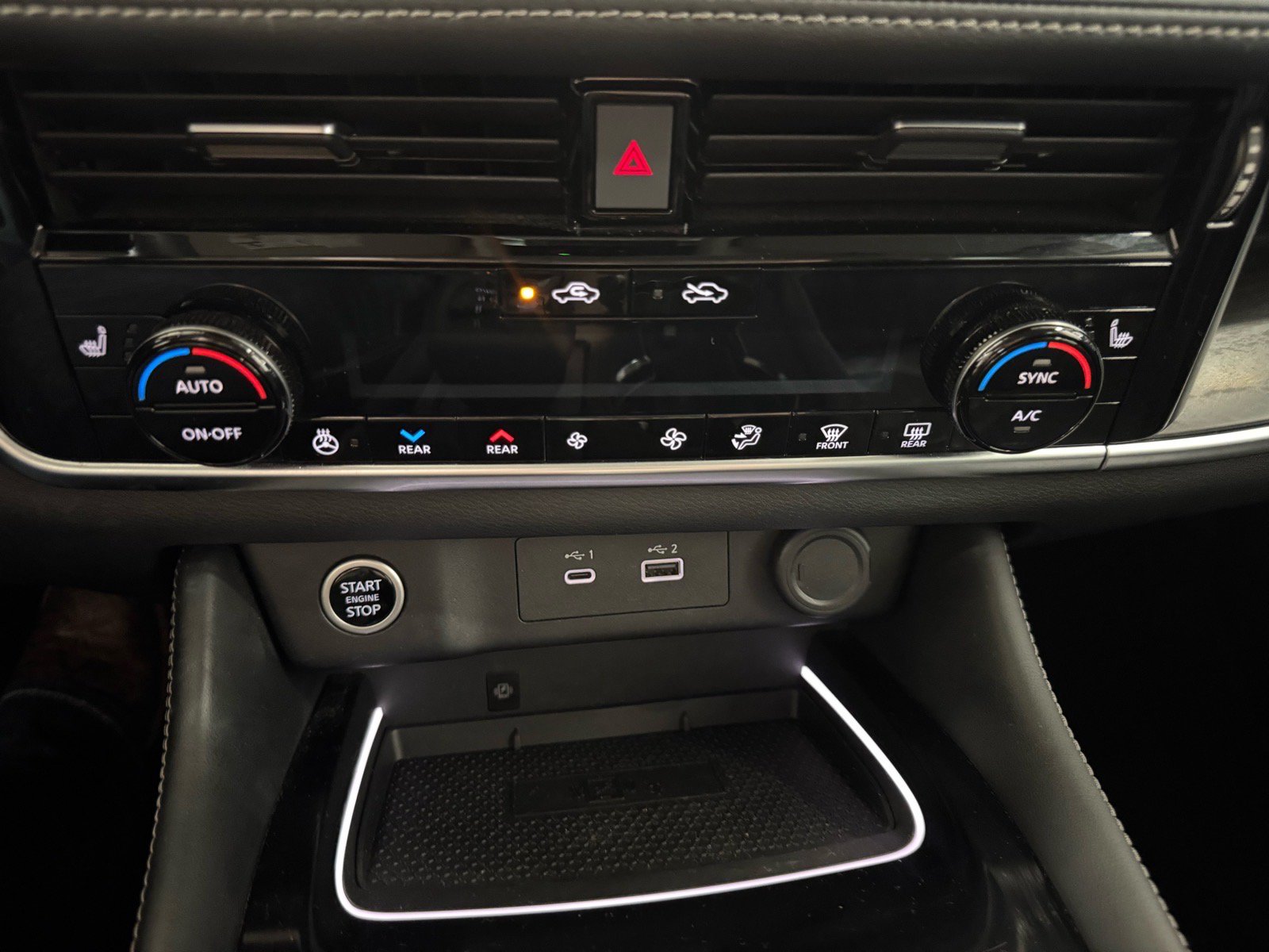 Used 2023 Nissan Rogue Platinum AWD/4WD image 21