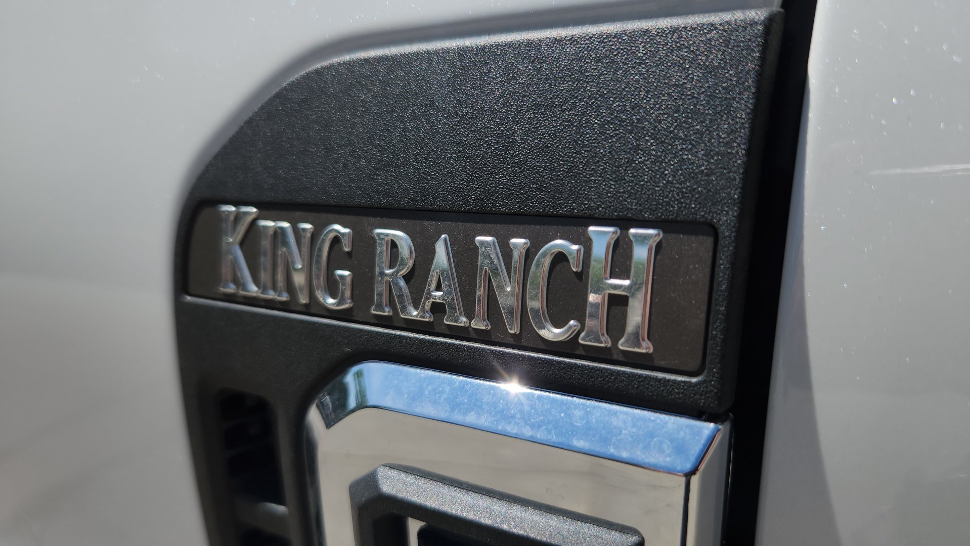 New 2026 Ford F350 King Ranch w/ Chrome Package AWD/4WD image 10