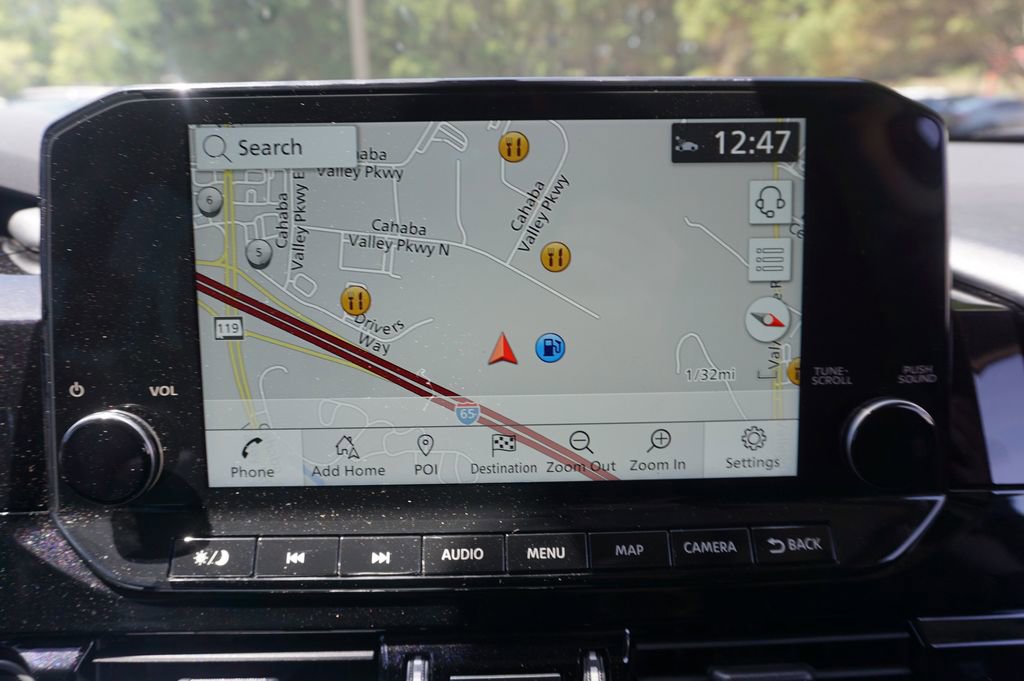 Used 2024 Nissan Pathfinder SL w/ SL Premium Package FWD image 10