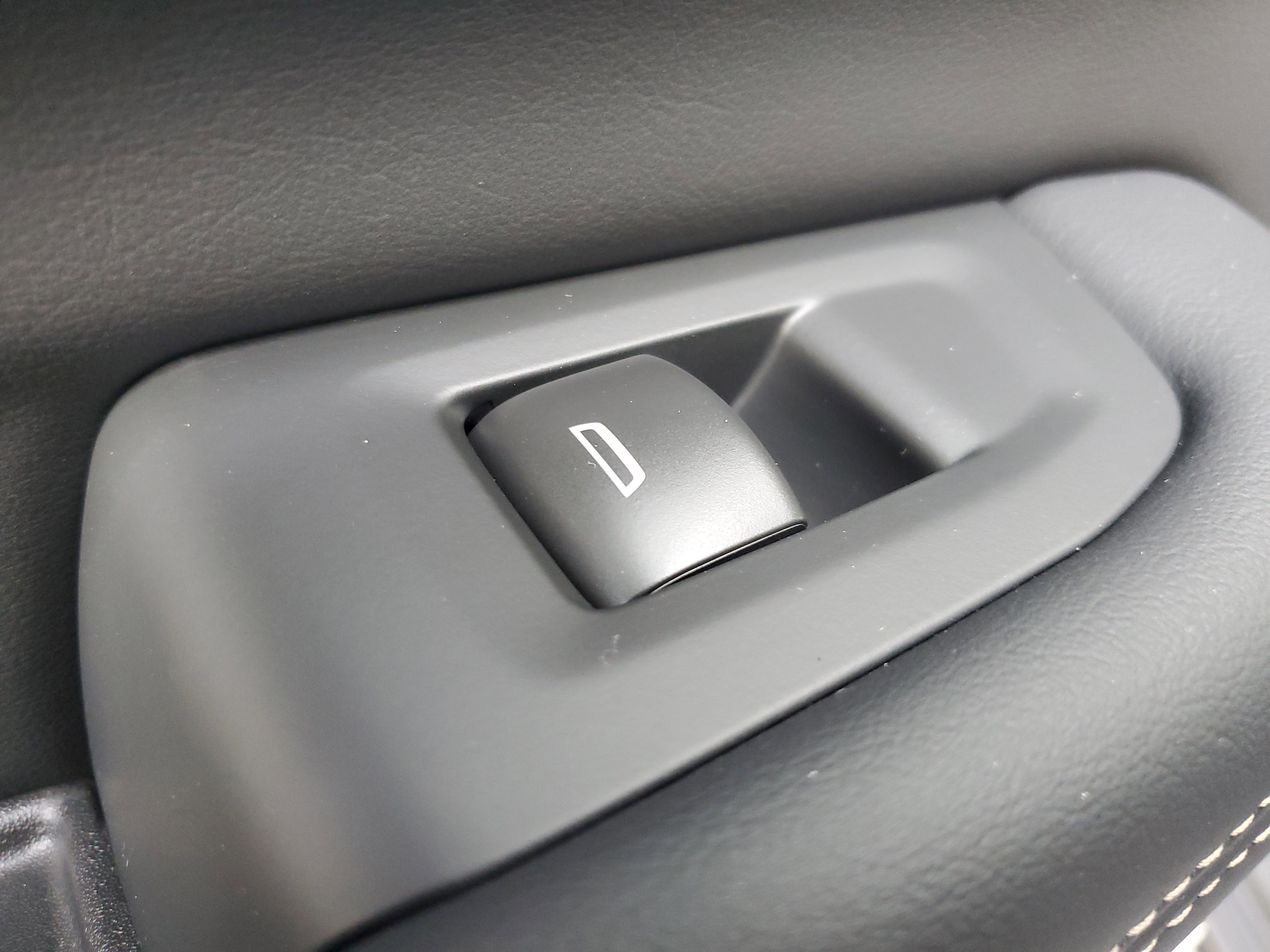 New 2026 GMC Yukon XL Elevation image 13