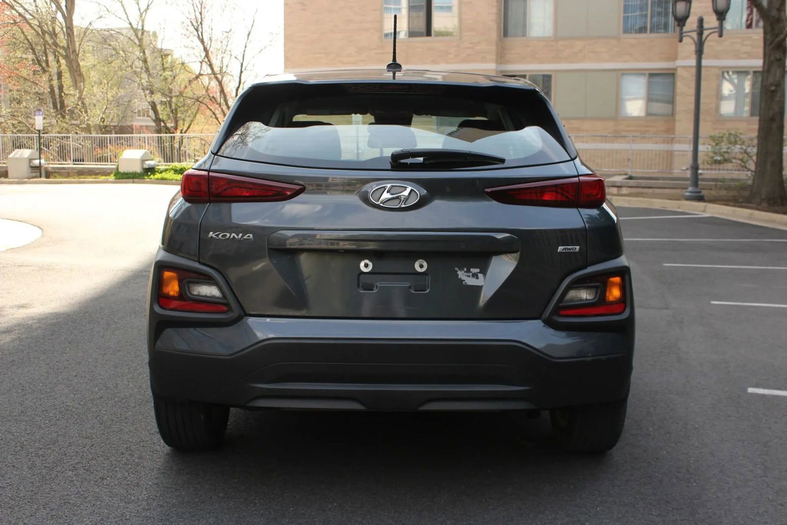 Used 2021 Hyundai Kona SE AWD/4WD image 8