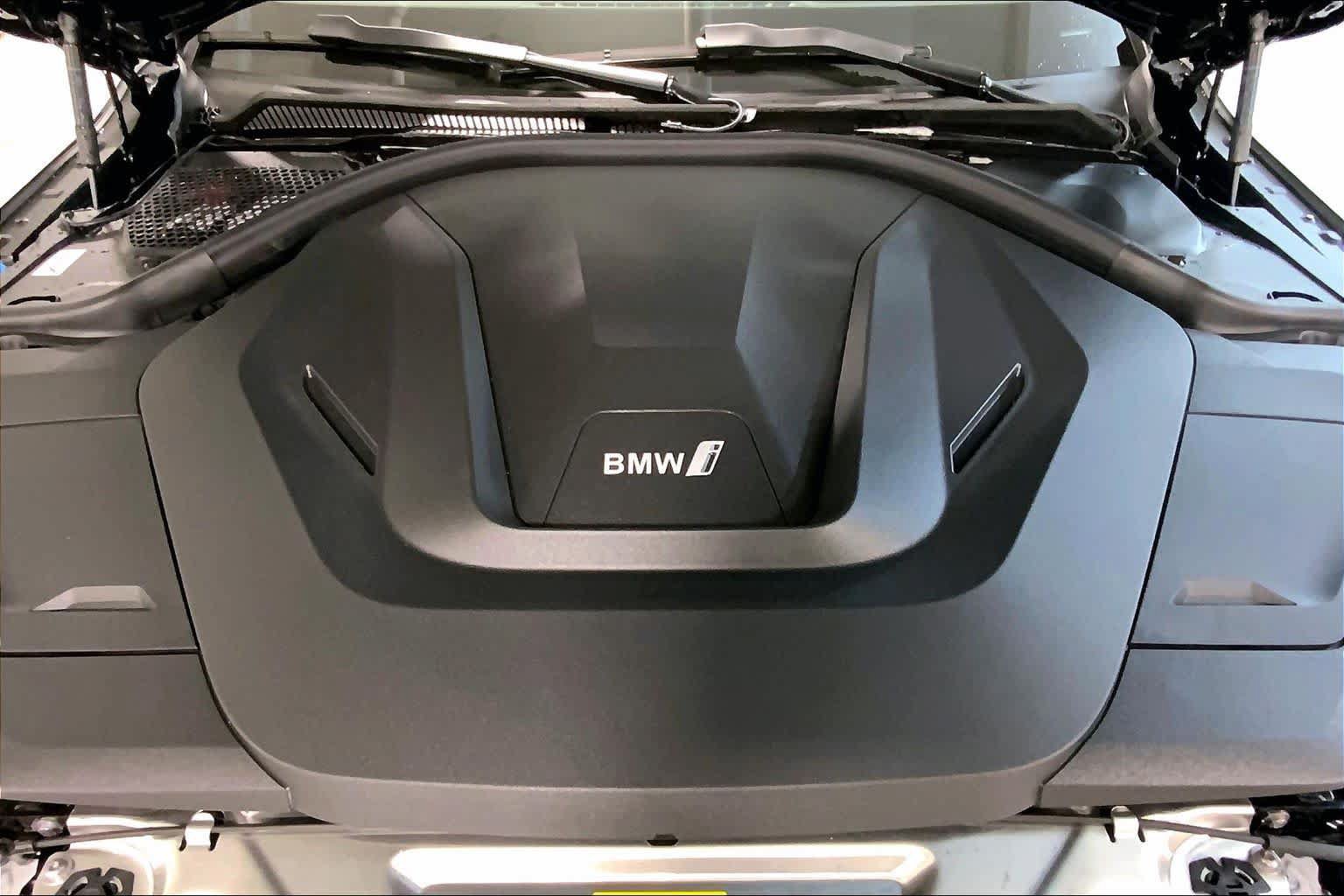 New 2026 BMW i4 xDrive40i w/ M Sport Package AWD/4WD image 16