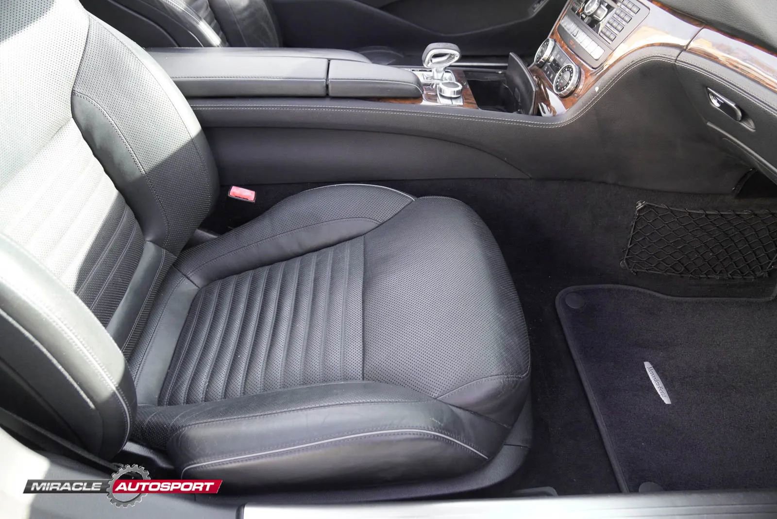 Used 2013 Mercedes-Benz SL 550 w/ Premium Pkg image 26