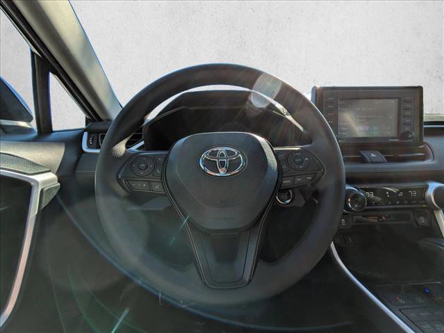 Used 2021 Toyota RAV4 XLE image 11
