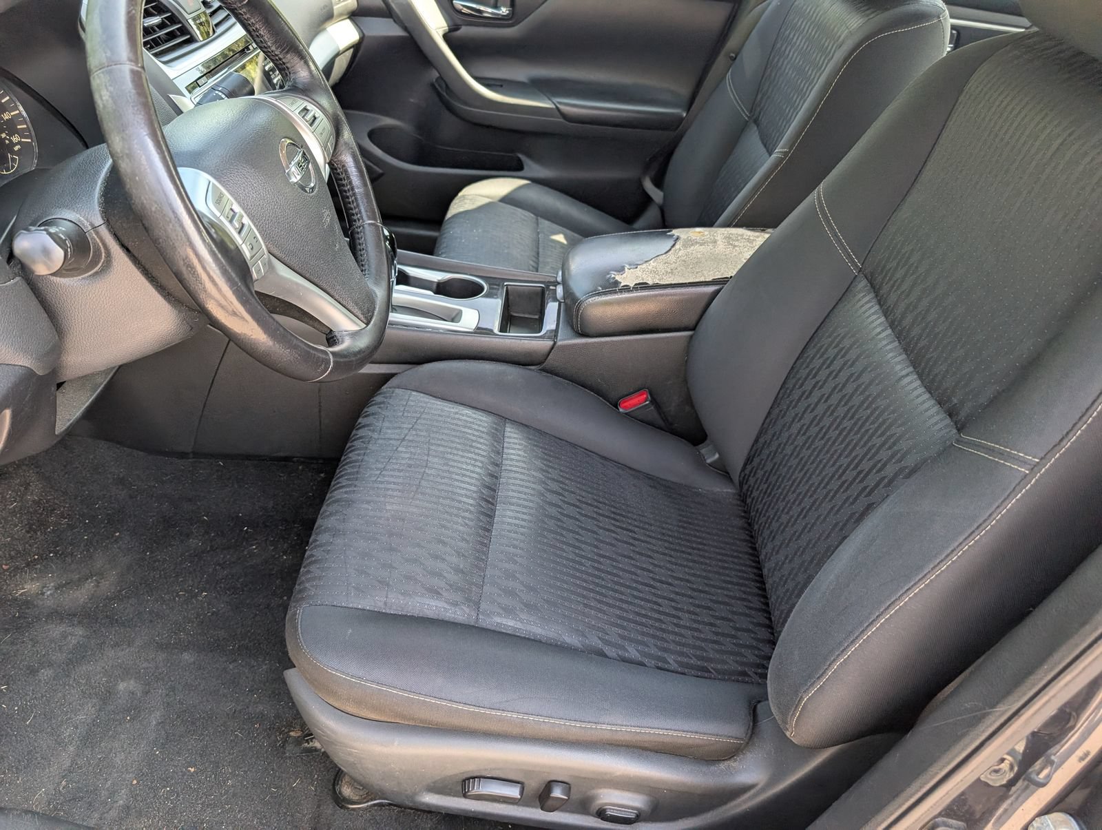 Used 2018 Nissan Altima 2.5 SV FWD image 3