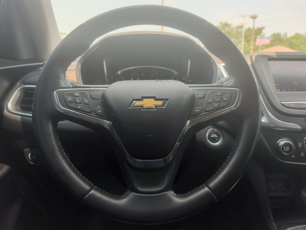 Used 2021 Chevrolet Equinox LT FWD image 11