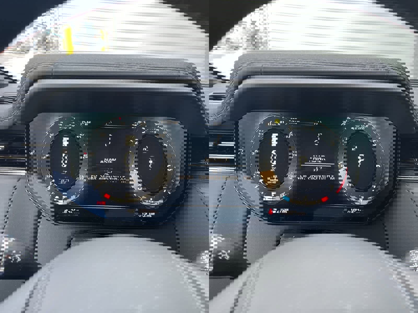 Used 2024 Land Rover Range Rover Sport SE image 22