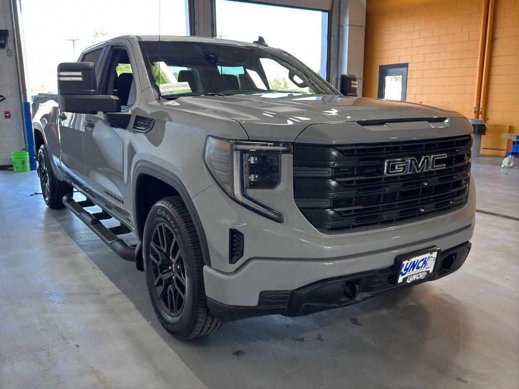 Used 2024 GMC Sierra 1500 Pro w/ Graphite Edition AWD/4WD image 7