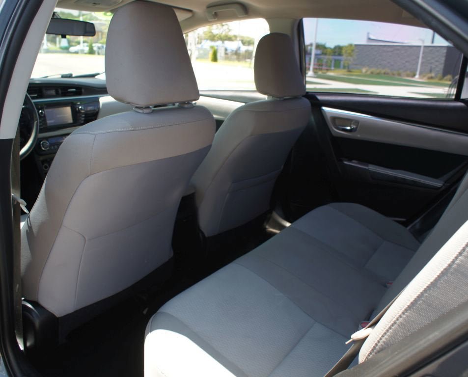 Used 2016 Toyota Corolla LE FWD image 10
