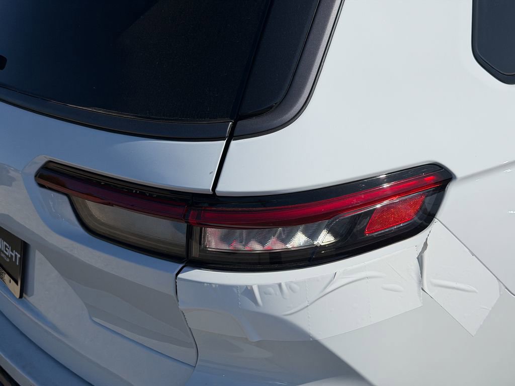 New 2026 Jeep Grand Cherokee L 4WD image 5