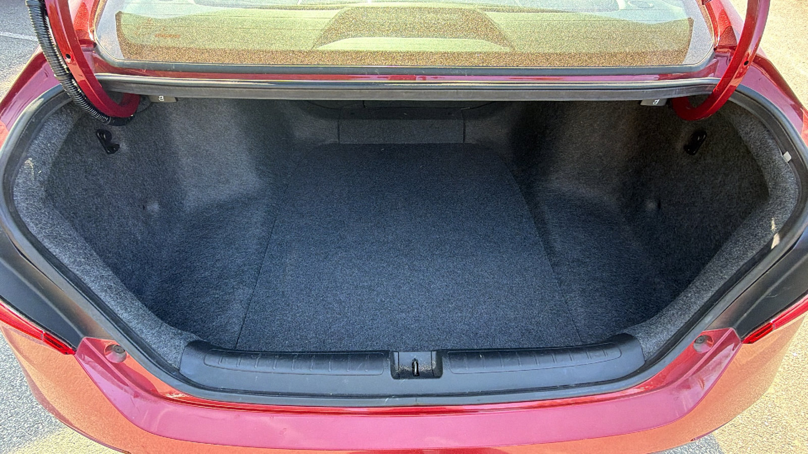 Used 2019 Honda Accord Touring image 13